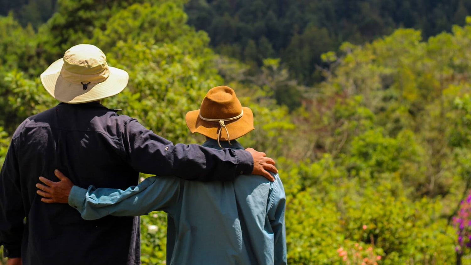 Nelson Domínguez and family – Honduran coffee producers in Marcala